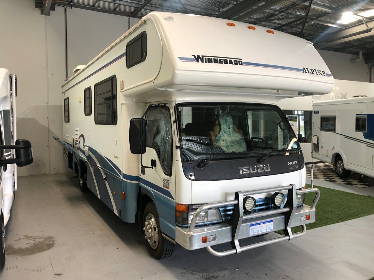 2004 Isuzu/winnebago Alpine Motor Home For Sale in Rockingham RV