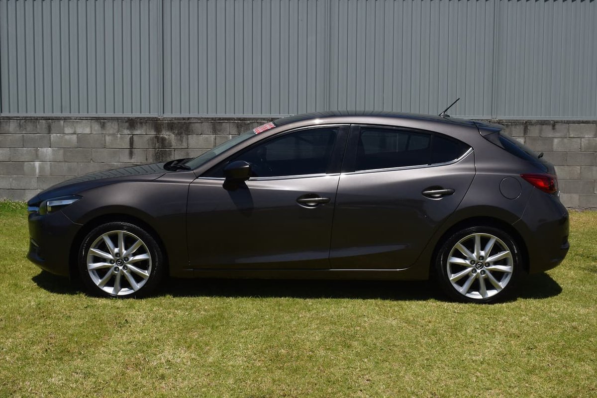 Mazda 3 sp25