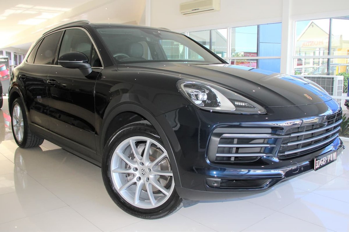 Porsche cayenne 9ya
