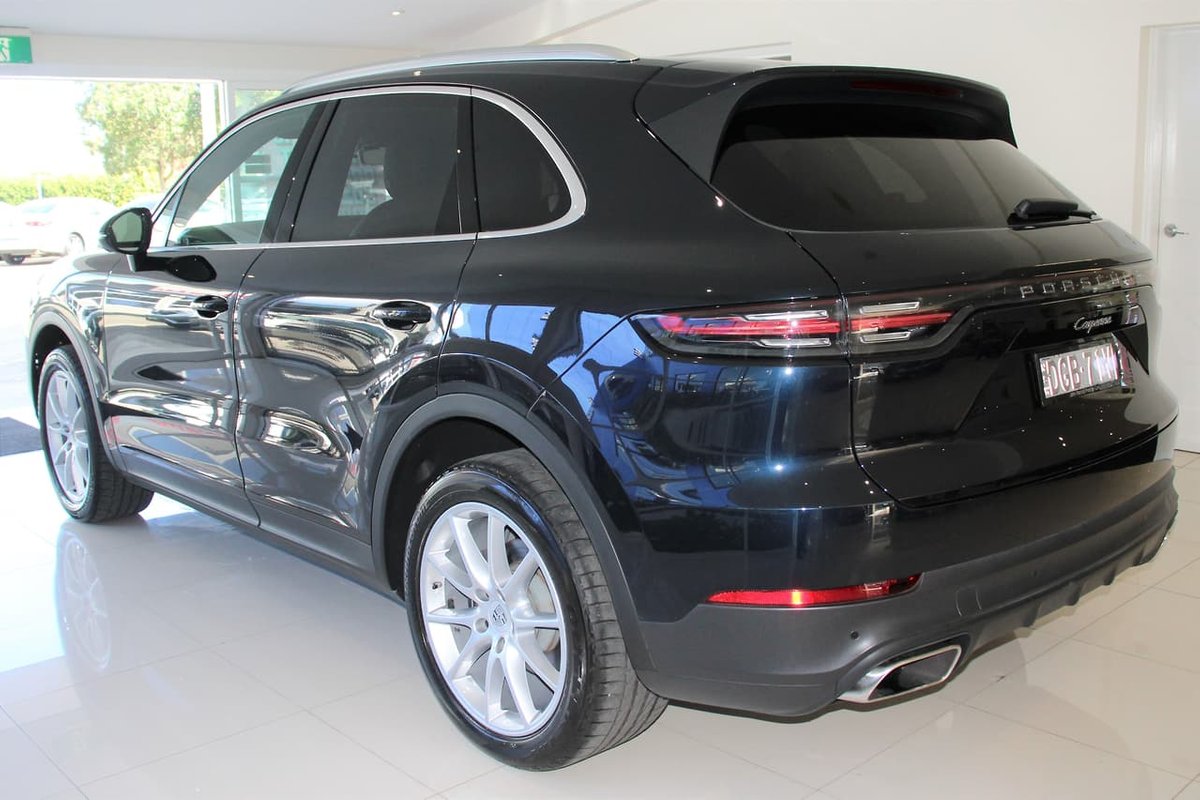 Porsche cayenne 9ya