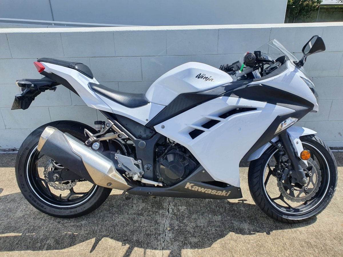 2013 Kawasaki Ninja 300 For Sale in Maroochydore at TeamMoto Sunshine Coast & MCAS, QLD (White