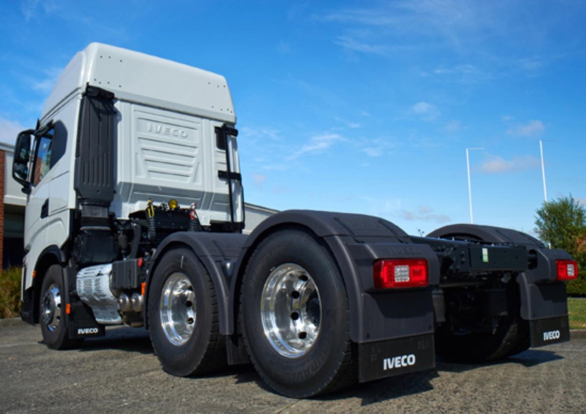 2022 Iveco SWAY 6X4 27.6T GVM 60T Gcm, 460HP, 12SPEED HITronix AMT SWAY Prime Mover For Sale