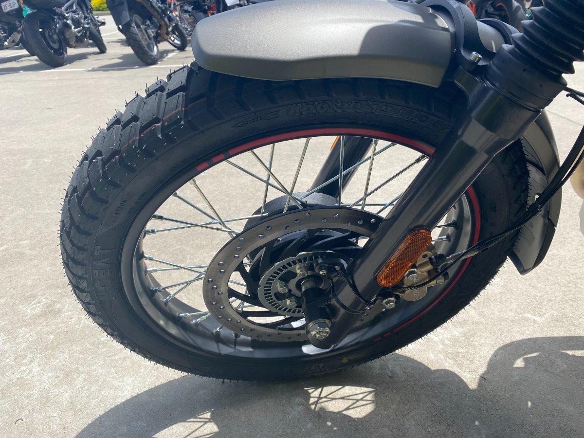 2022 Royal Enfield Scram Base E5 For Sale in Dandenong Melbourne at TeamMoto Dandenong, VIC