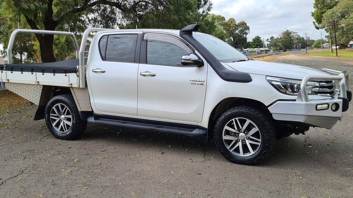 2015 TOYOTA HILUX SR5 (4x4) GUN126R For Sale in Kyabram, VIC (Crystal Pearl) Albion Motors Kyabram