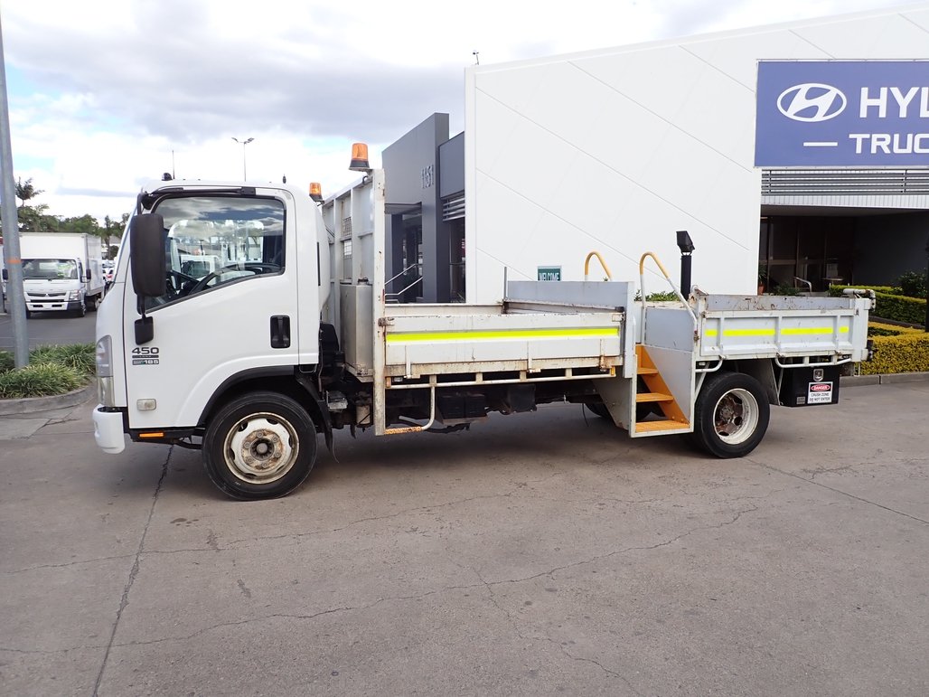 2012-isuzu-nqr-450-for-sale-in-acacia-ridge-east-coast-hyundai-trucks