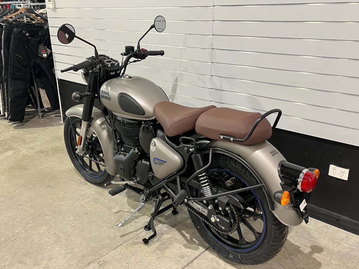 2022 Royal Enfield (see Also Enfiel Classic 350 Dark For Sale in Epping