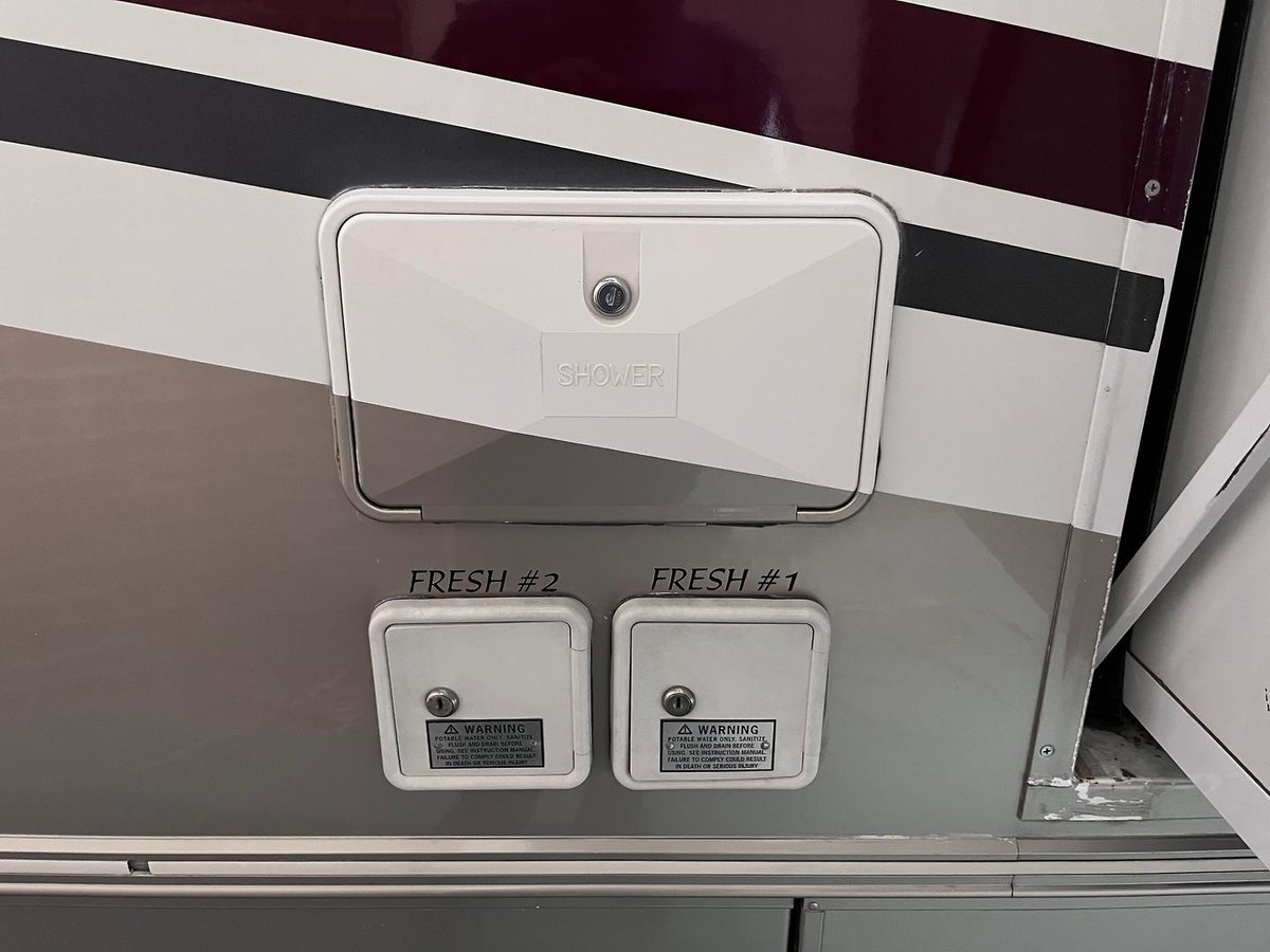 2012 Winnebago Longreach For Sale in Campbellfield Roberts RV World