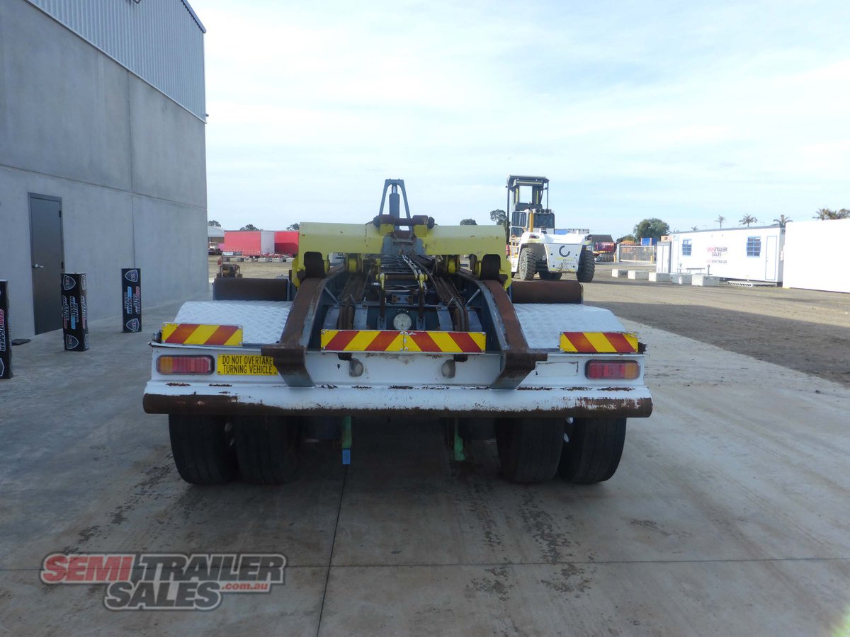 2013 J Smith & Sons Hook Lift Trailer For Sale in Epsom, Bendigo Semi