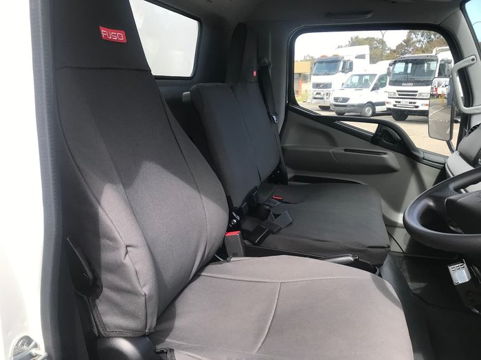 2019 FUSO CANTER 515 WIDE CAB REFRIGERATED White