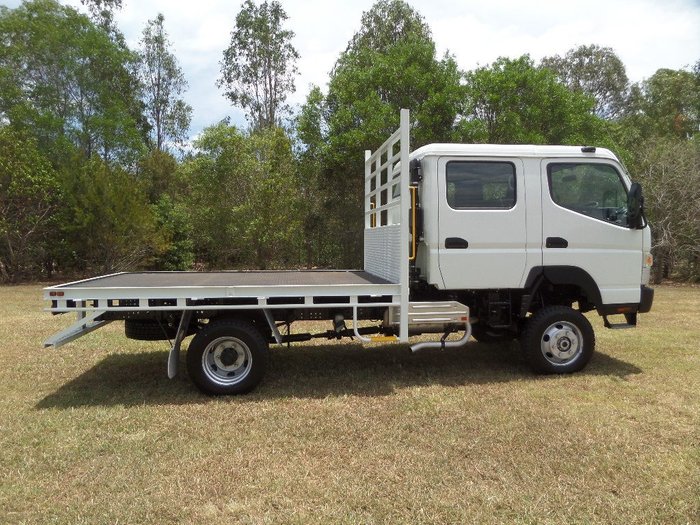 2016 Fuso FG White