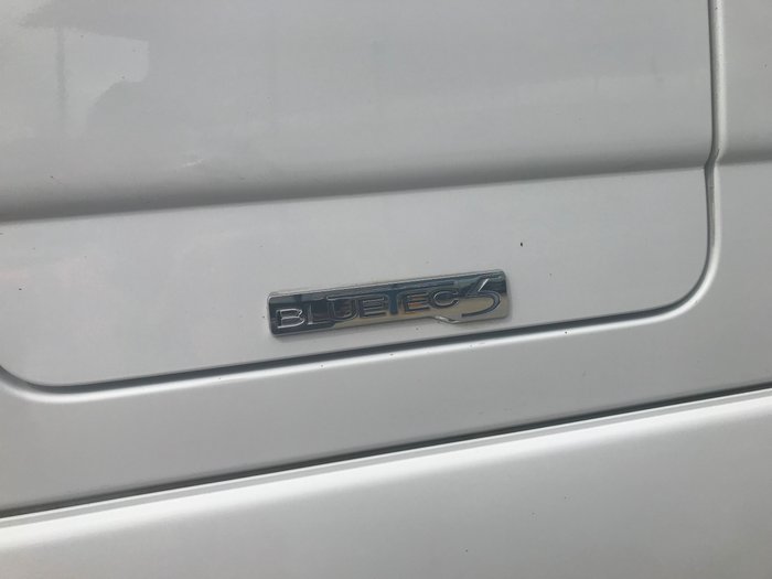 2012 Mercedes Benz 2648 LOW ROOF SLEEPER WHITE