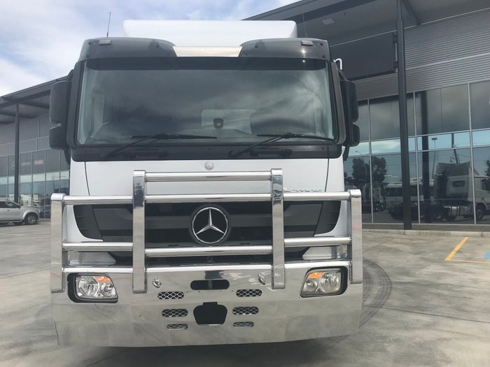 2012 Mercedes Benz 2648 LOW ROOF SLEEPER WHITE