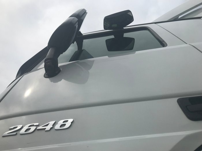 2012 Mercedes Benz 2648 LOW ROOF SLEEPER WHITE