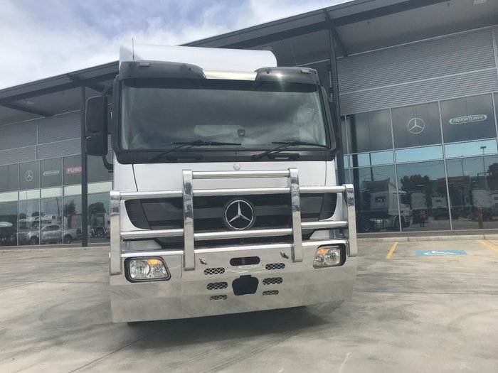 2012 Mercedes Benz 2648 LOW ROOF SLEEPER WHITE