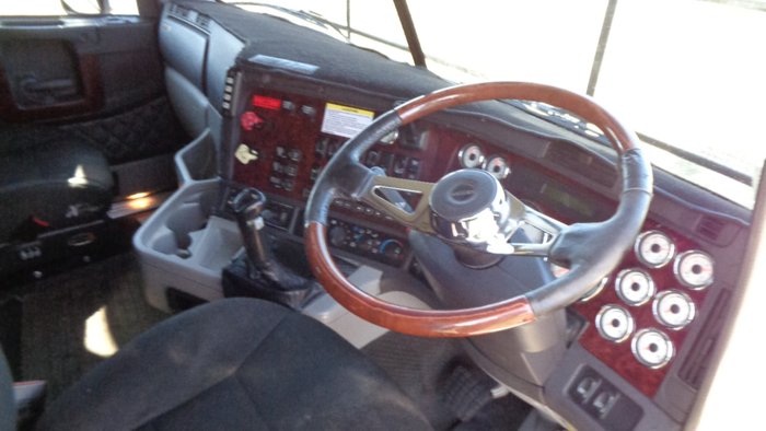 0 Freightliner Argosy White