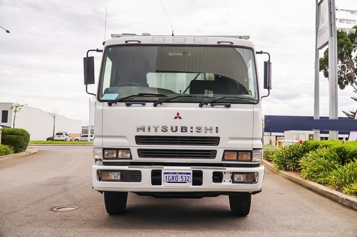 2001 Mitsubishi FV 6X4