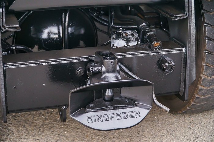 2001 Mitsubishi FV 6X4