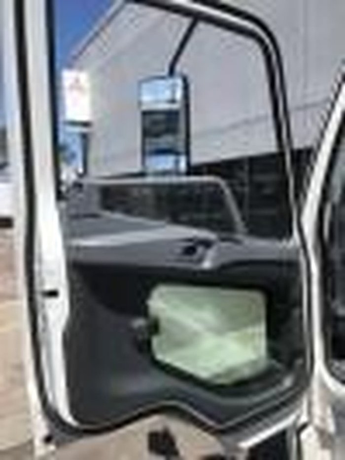 2017 FUSO FIGHTER null null White