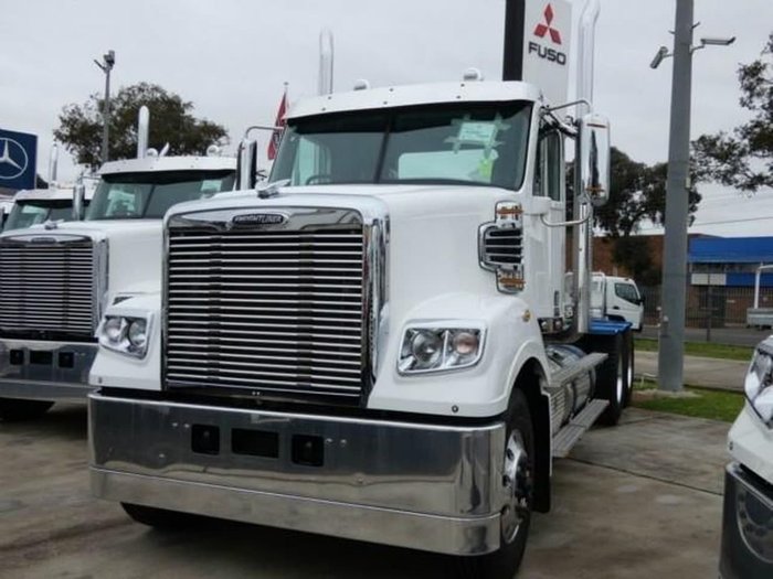 2018 FREIGHTLINER CORONADO 114 null null White