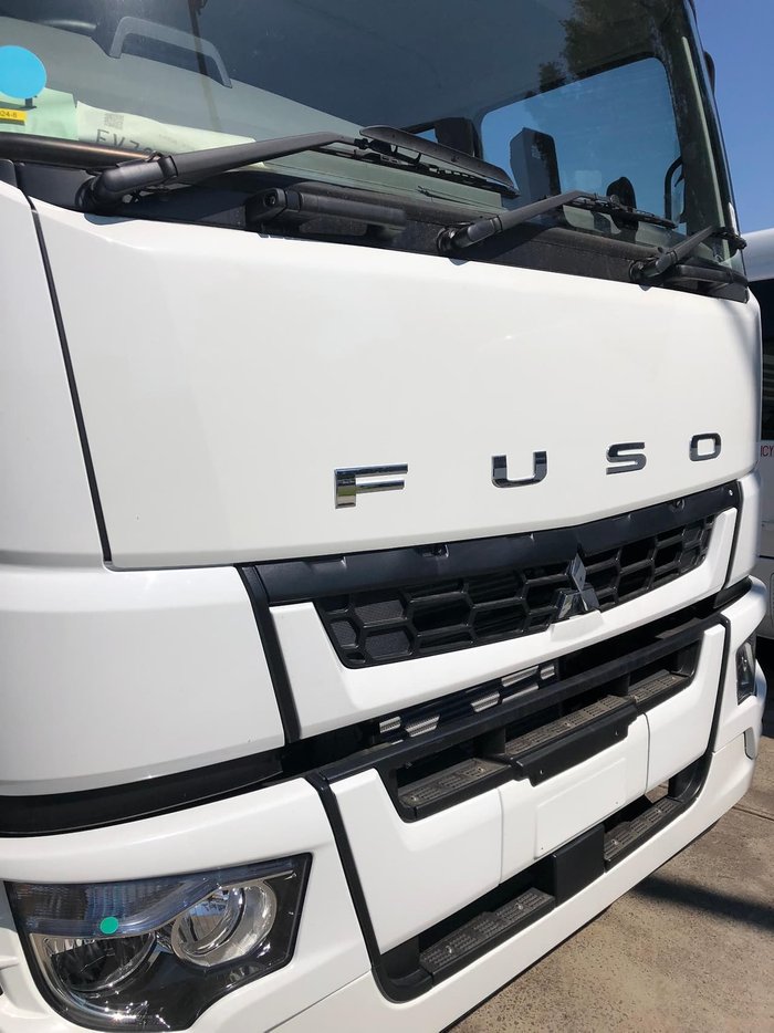 2019 FUSO SHOGUN FV70HK2VFAA null null White