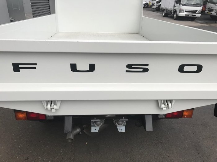 2019 FUSO CANTER 615 FEA61BR3SFAC null null White