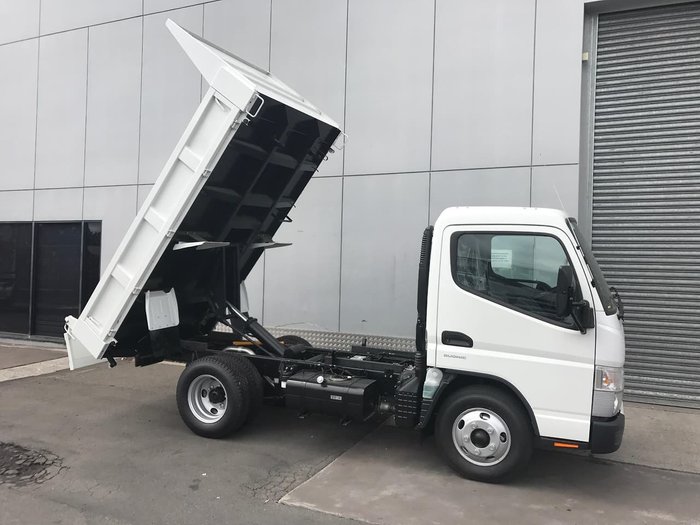 2019 FUSO CANTER 615 FEA61BR3SFAC null null White