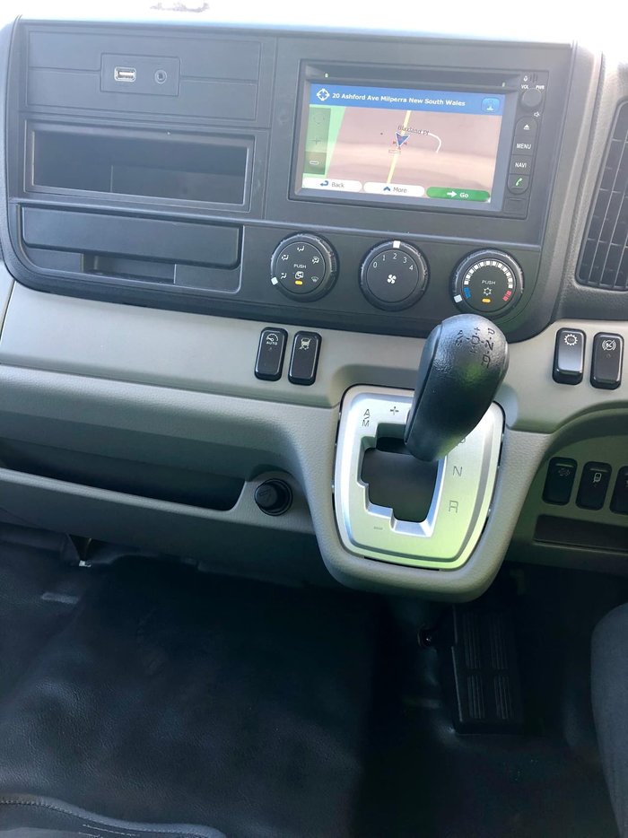 2019 FUSO CANTER 615 FEA61BR3SFAC null null White