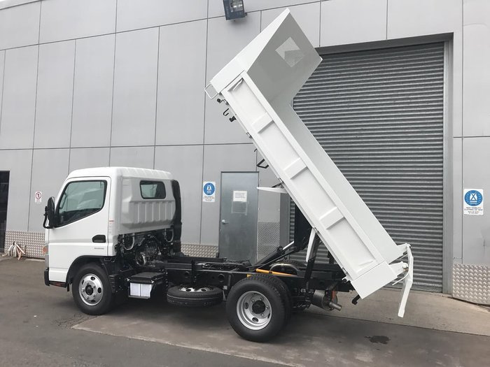 2019 FUSO CANTER 615 FEA61BR3SFAC null null White