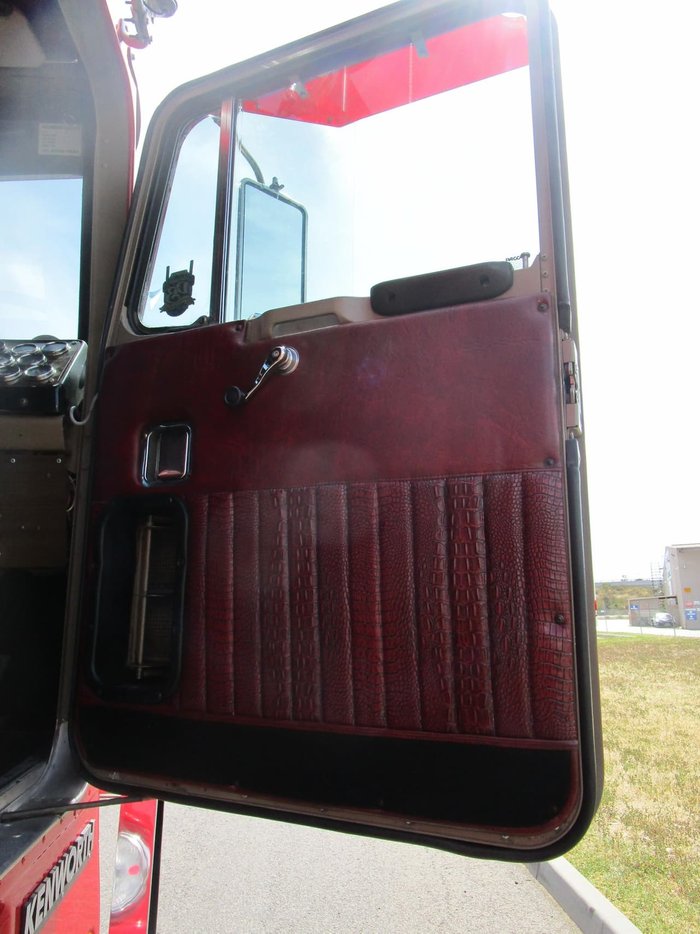 1979 KENWORTH K123 null null RED