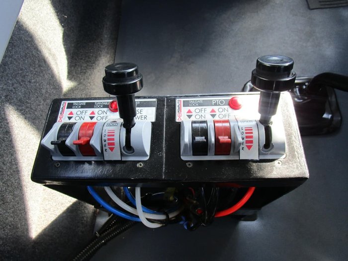 2015 IVECO POWERSTAR 6400 null null WHITE