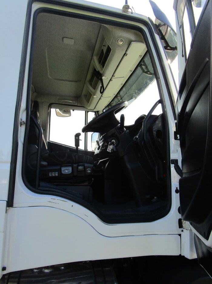2015 IVECO POWERSTAR 6400 null null WHITE
