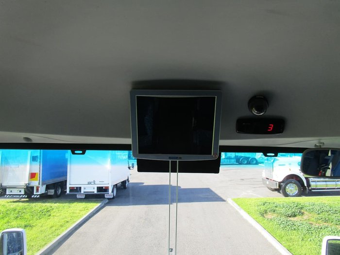 2014 YUTONG 51 SEATER RECLINER SEATS null null WHITE