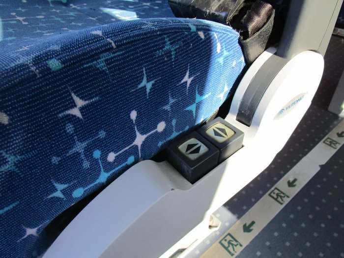 2014 YUTONG 51 SEATER RECLINER SEATS null null WHITE