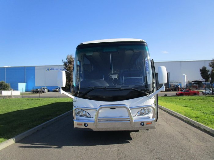 2014 YUTONG 51 SEATER RECLINER SEATS null null WHITE