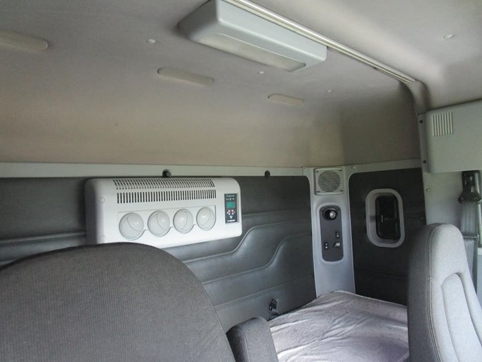 2012 FREIGHTLINER CENTURY C(S/T)112 PTO HYD null null white