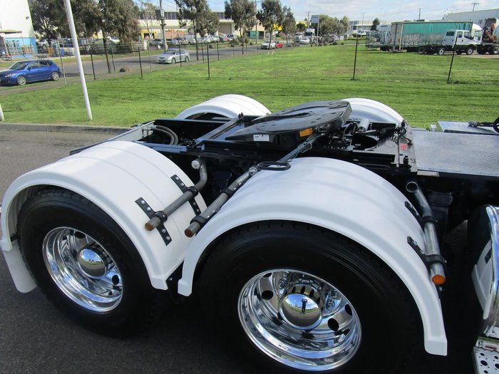 2012 FREIGHTLINER CENTURY C(S/T)112 PTO HYD null null white