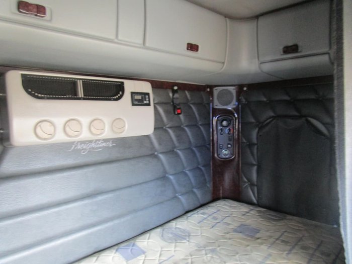 2013 FREIGHTLINER ARGOSY ULTRA SHIFT null null WHITE