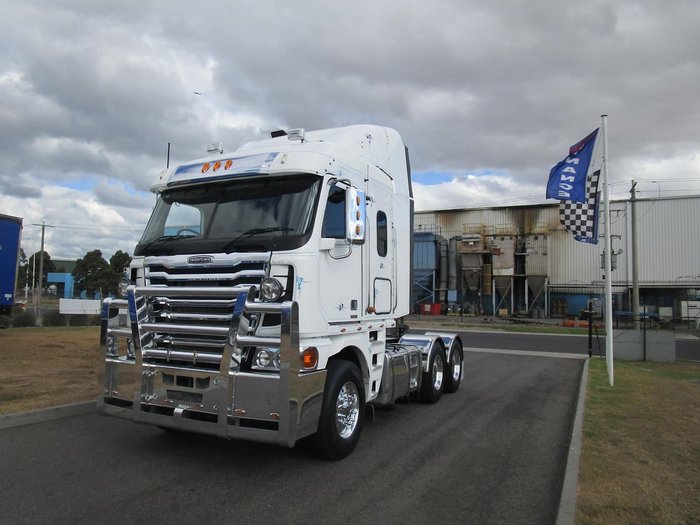 2013 FREIGHTLINER ARGOSY ULTRA SHIFT null null WHITE