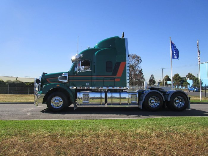 2013 FREIGHTLINER CORONADO CORONADO 112 SD null null GREEN
