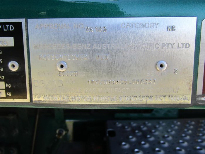 2013 FREIGHTLINER CORONADO CORONADO 112 SD null null GREEN