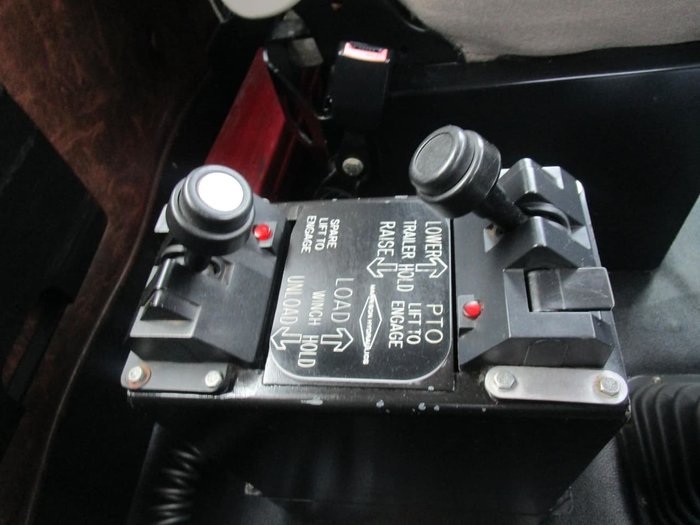 2010 KENWORTH T402 NIL K'S ON ENGINE REBUILD null null WHITE