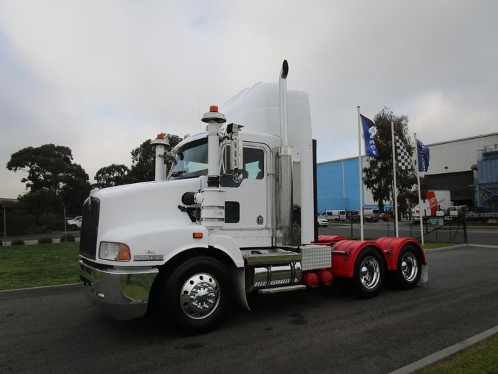 2010 KENWORTH T402 NIL K'S ON ENGINE REBUILD null null WHITE