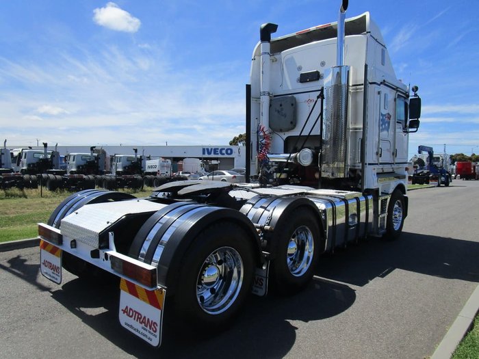 2011 KENWORTH K200 null null WHITE