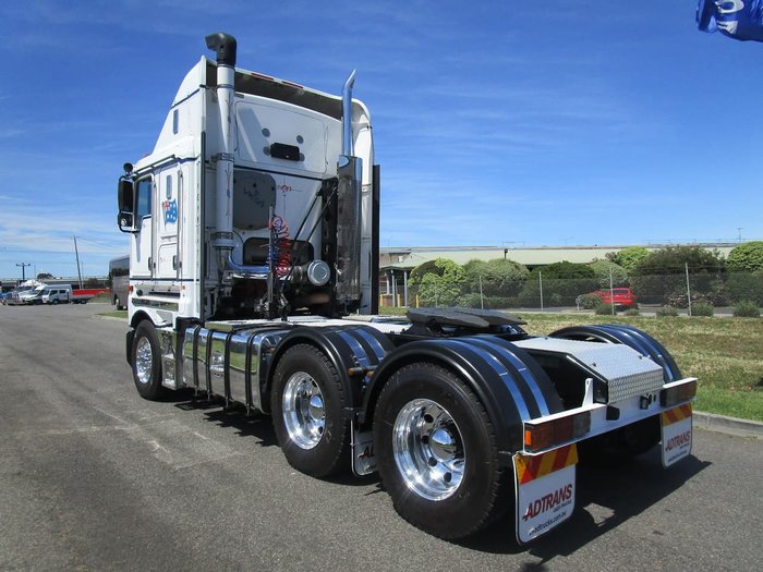 2011 KENWORTH K200 null null WHITE