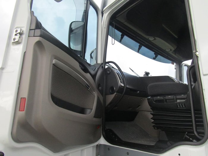 2014 DAF XF 105 SERIES ONLY 400,000KLMS null null WHITE