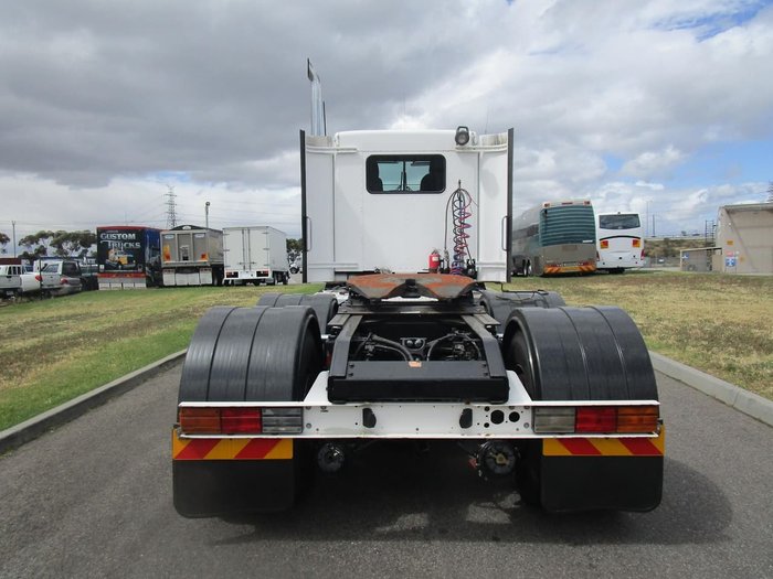 2013 KENWORTH T403 DAY CAB null null WHITE