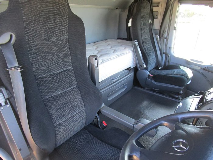 2015 MERCEDES-BENZ ACTROS null null WHITE