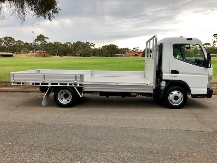 2018 FUSO CANTER 515 WIDE AMT ALLOY DROP SIDE TRAY null null White