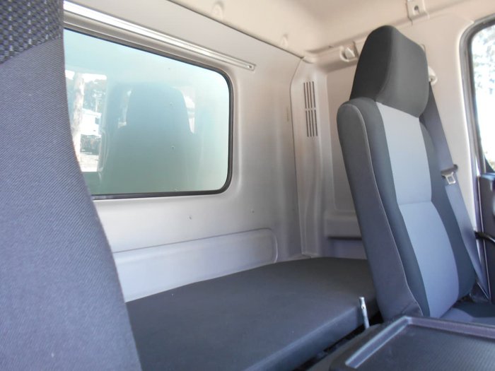 2016 HINO FE 1426 null null White