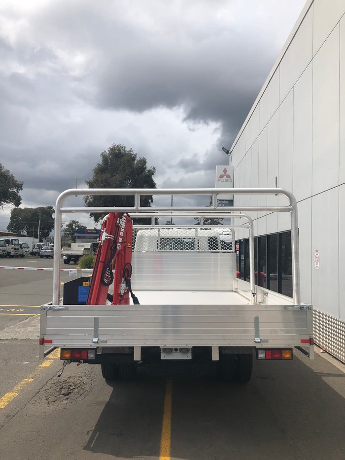 2019 FUSO CANTER 515 null null White